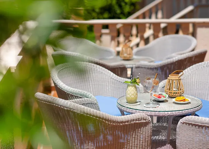 苏布瓦提酒店 4* 苏昂博