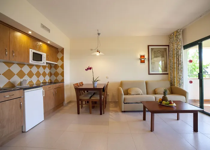 苏布瓦提酒店 酒店 4*